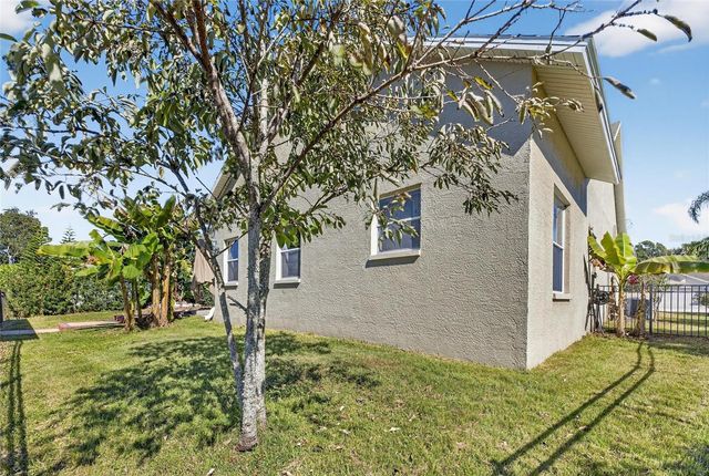 172 LAKE SHORE DRIVE W, Palm Harbor, FL 34684