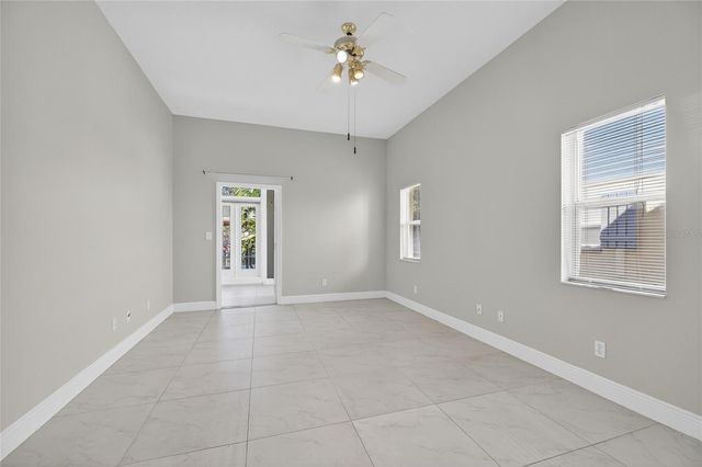 172 LAKE SHORE DRIVE W, Palm Harbor, FL 34684