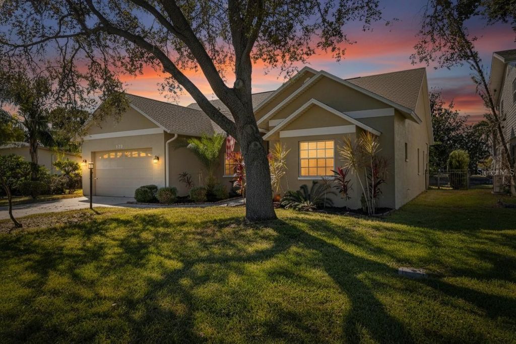 172 LAKE SHORE DRIVE W, Palm Harbor, FL 34684