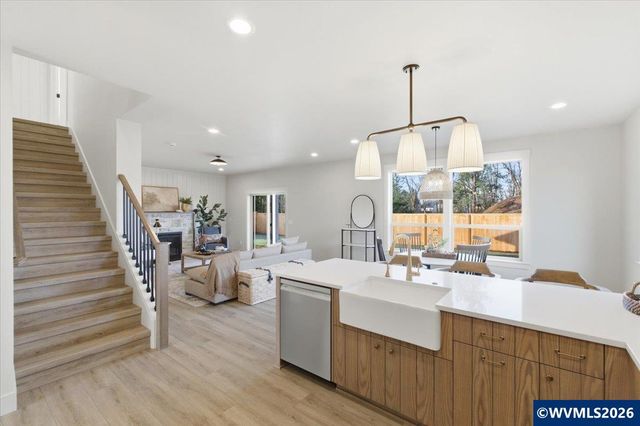 2135 Pheasant Av, Stayton, OR 97325