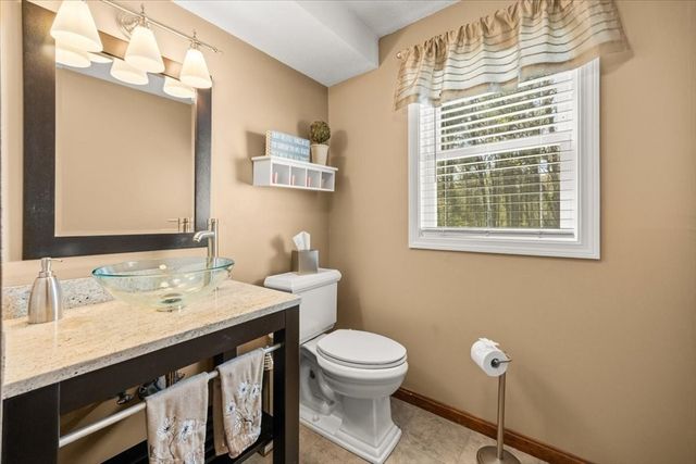 11 Village Way F, Norton, MA 02766