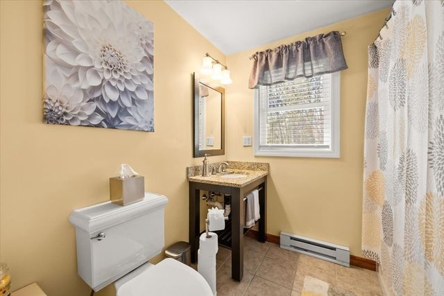 11 Village Way F, Norton, MA 02766