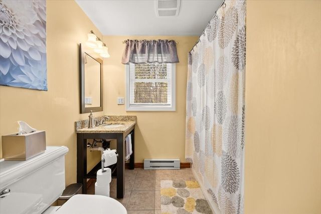 11 Village Way F, Norton, MA 02766