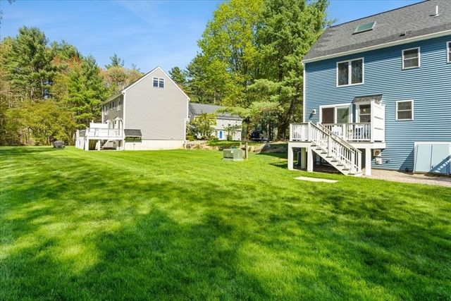 11 Village Way F, Norton, MA 02766