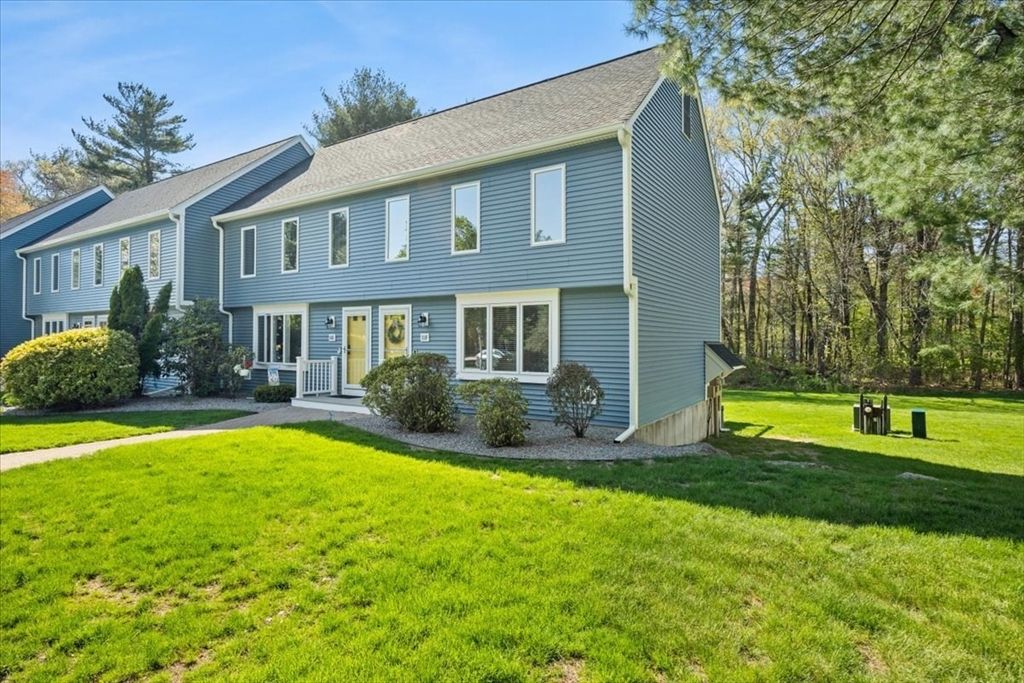 11 Village Way F, Norton, MA 02766