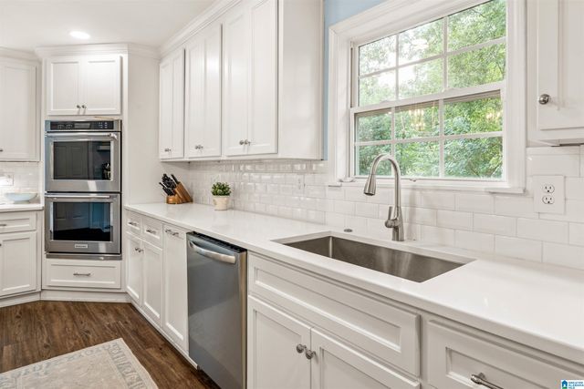 3763 POE DRIVE, Vestavia Hills, AL 35223