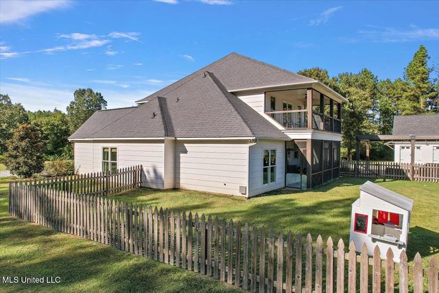 729 Twelve Oaks, Canton, MS 39046