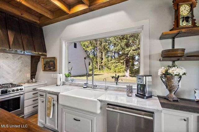 729 Twelve Oaks, Canton, MS 39046