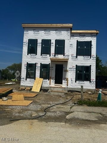 1866 Woodlawn Avenue, East Cleveland, OH 44112