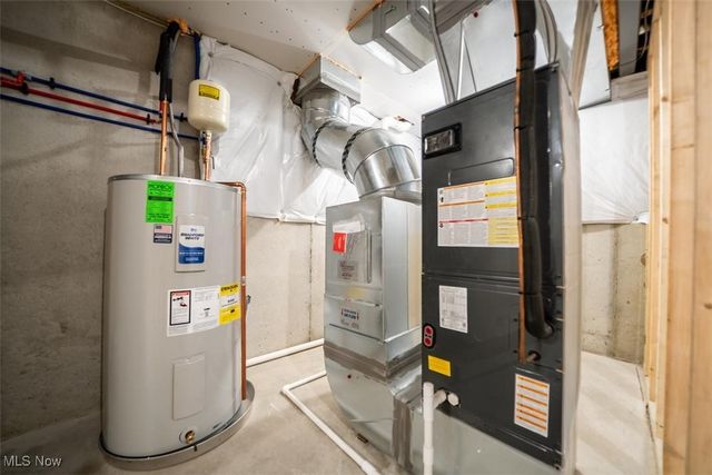 1866 Woodlawn Avenue, East Cleveland, OH 44112