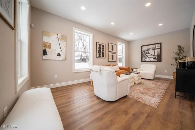 1866 Woodlawn Avenue, East Cleveland, OH 44112