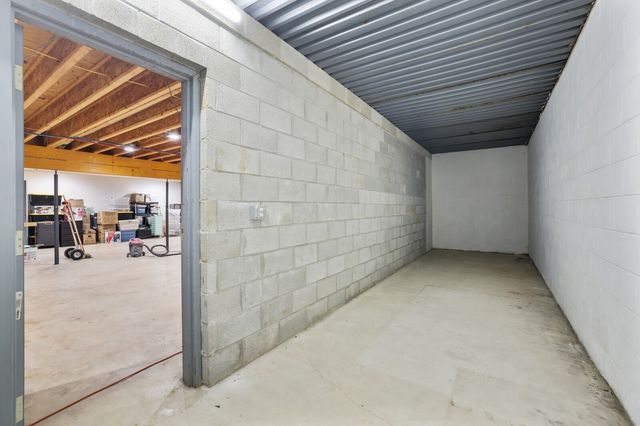 2219A Mack Benderman Rd, Culleoka, TN 38451