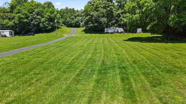 2219A Mack Benderman Rd, Culleoka, TN 38451