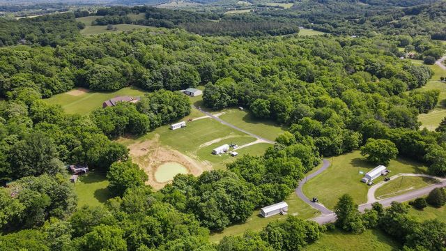 2219A Mack Benderman Rd, Culleoka, TN 38451