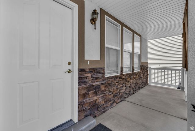 3690 OLIVENHAIN CT, Magna, UT 84044