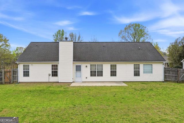 3775 Michaels Creek Way, Loganville, GA 30052