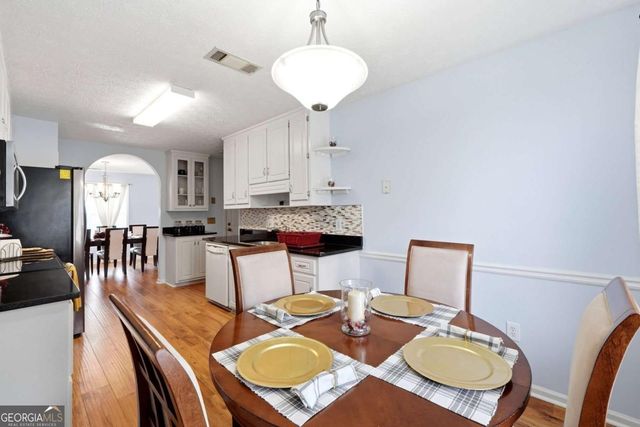 3775 Michaels Creek Way, Loganville, GA 30052