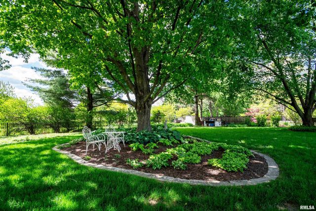 418 W NORTHGATE Road, Peoria, IL 61614