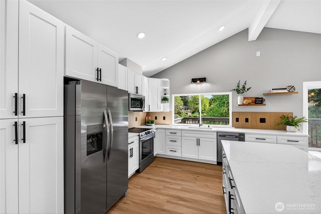 2625 SW 337th Street, Federal Way, WA 98023