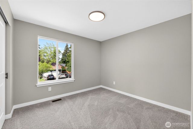 2625 SW 337th Street, Federal Way, WA 98023