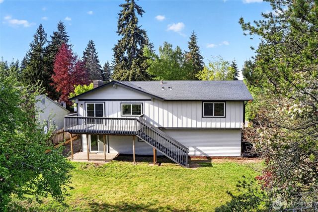 2625 SW 337th Street, Federal Way, WA 98023