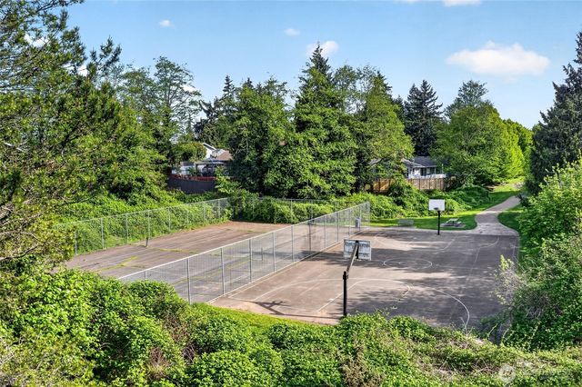 2625 SW 337th Street, Federal Way, WA 98023
