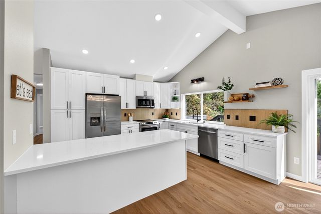 2625 SW 337th Street, Federal Way, WA 98023