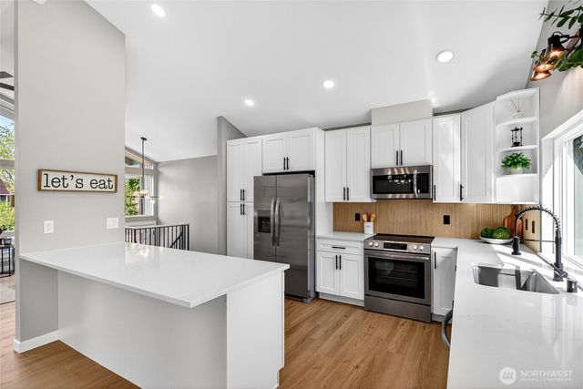 2625 SW 337th Street, Federal Way, WA 98023
