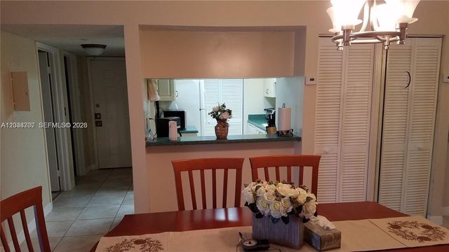 931 NE 199th St 202-22, Miami, FL 33179