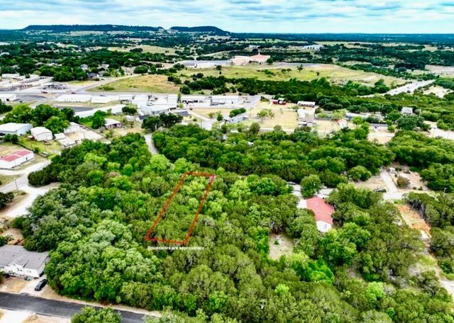 3633 Flint Rock Circle, Granbury, TX 76048