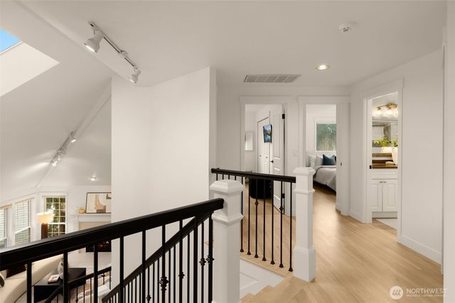 26018 SE 38th Court, Sammamish, WA 98029