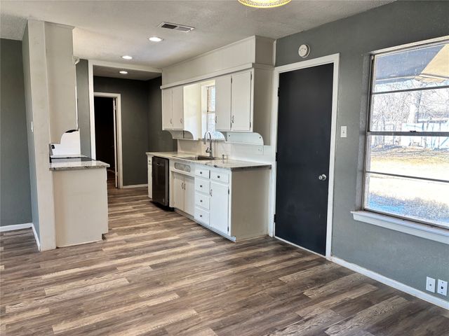 3501 NE 10th Street, Mineral Wells, TX 76067