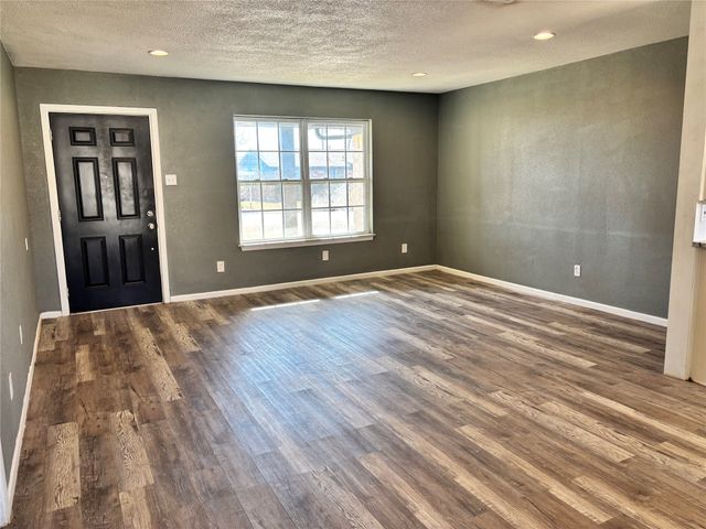 3501 NE 10th Street, Mineral Wells, TX 76067