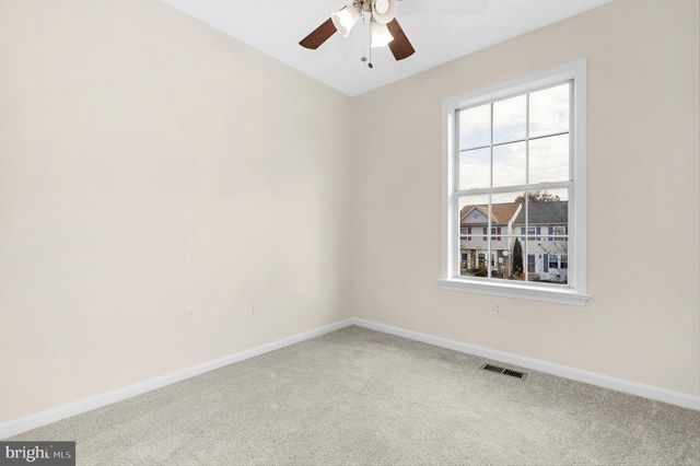 1227 DAHLIA LN, Frederick, MD 21703