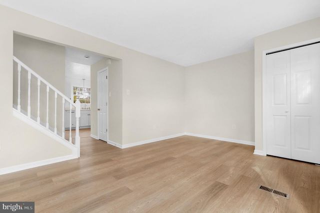 1227 DAHLIA LN, Frederick, MD 21703