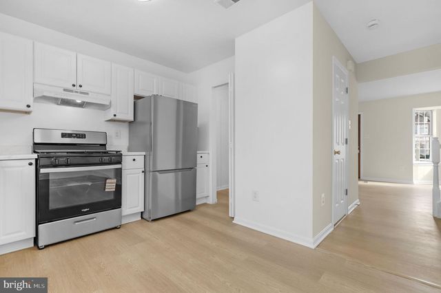 1227 DAHLIA LN, Frederick, MD 21703