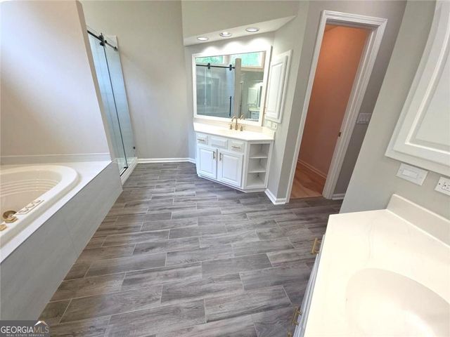 2255 Fairwood Circle, Jonesboro, GA 30236
