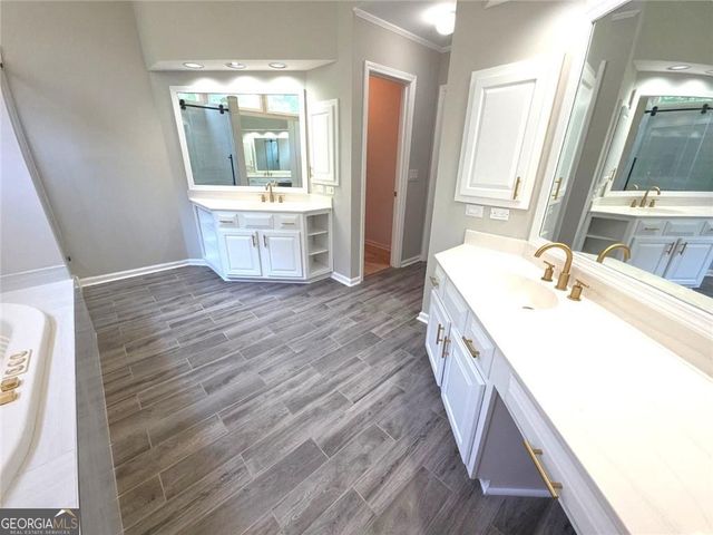 2255 Fairwood Circle, Jonesboro, GA 30236