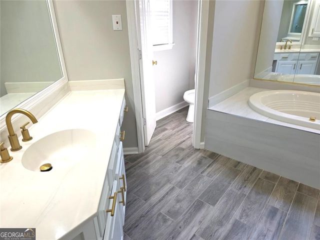2255 Fairwood Circle, Jonesboro, GA 30236