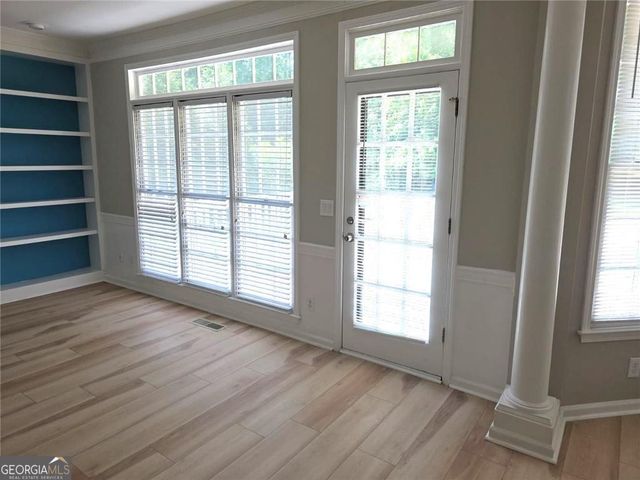 2255 Fairwood Circle, Jonesboro, GA 30236