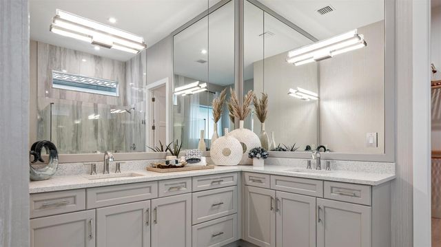 13585 SW SHINNECOCK DRIVE, Port St Lucie, FL 34987