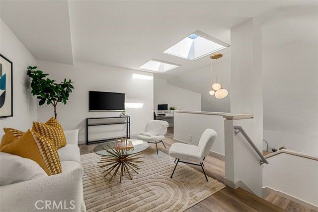 93 Lehigh Aisle, Irvine, CA 92612