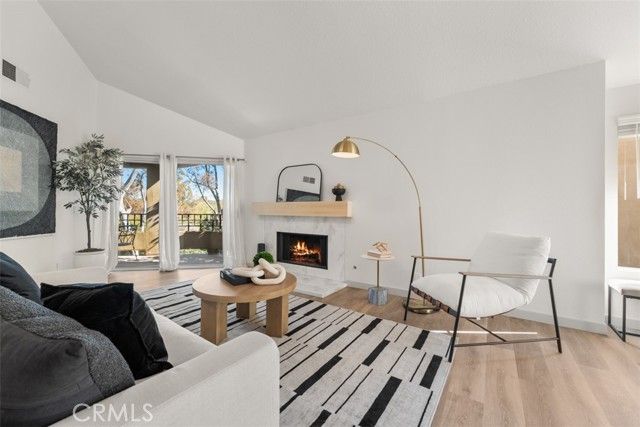 93 Lehigh Aisle, Irvine, CA 92612