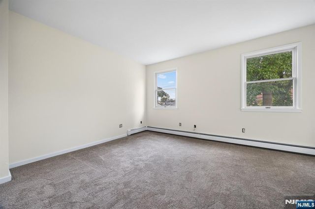 250 Woodcliff Avenue, Little Falls, NJ 07424