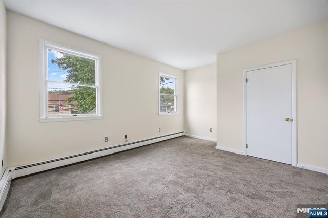 250 Woodcliff Avenue, Little Falls, NJ 07424