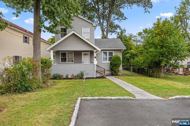 250 Woodcliff Avenue, Little Falls, NJ 07424