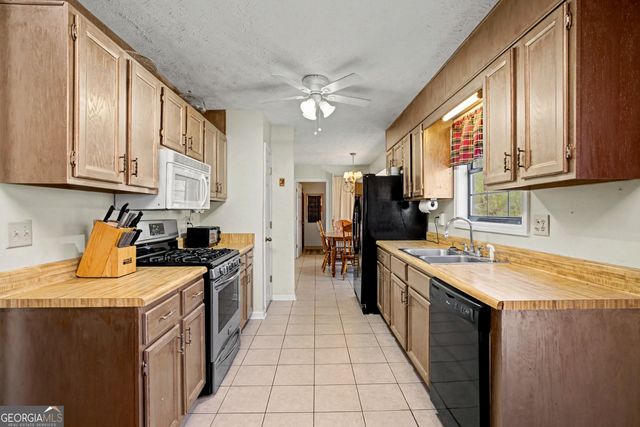 120 Farmbrook Trail, Stockbridge, GA 30281