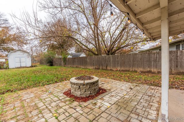 1012 Colonial Drive, Pryor, OK 74361