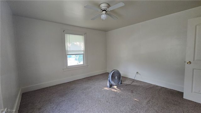 442 Poland Avenue, Struthers, OH 44471