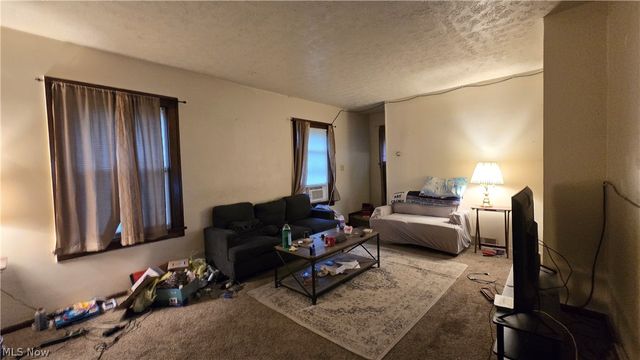 442 Poland Avenue, Struthers, OH 44471